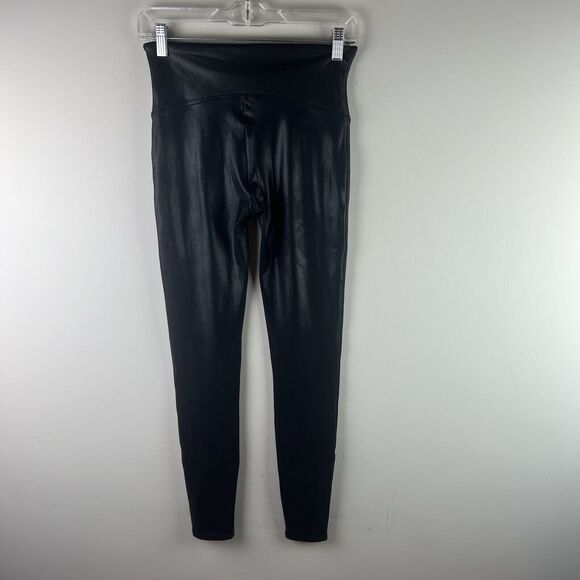 Spanx Faux Leather Midrise Pull On Leggings Size M Black Going Out - Picture 5 of 6